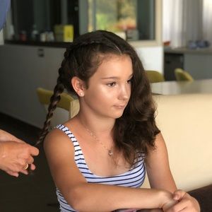 Meet your Posher, Hannah